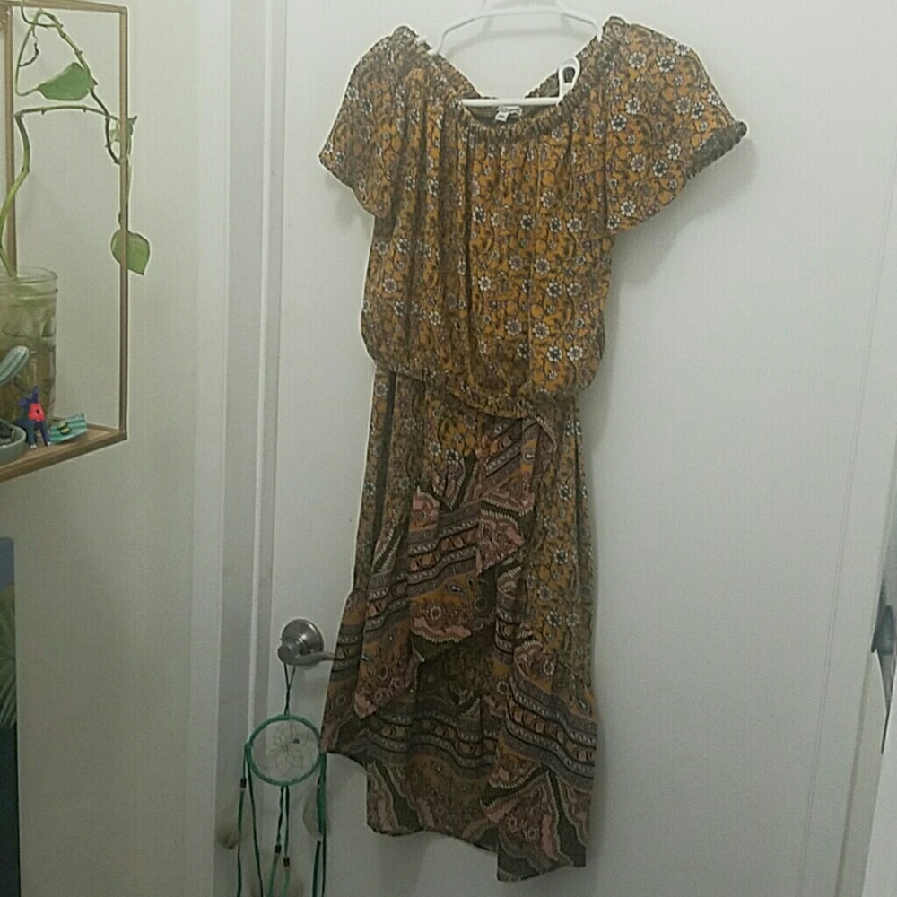 Stunning boho crop top and maxi skirt set